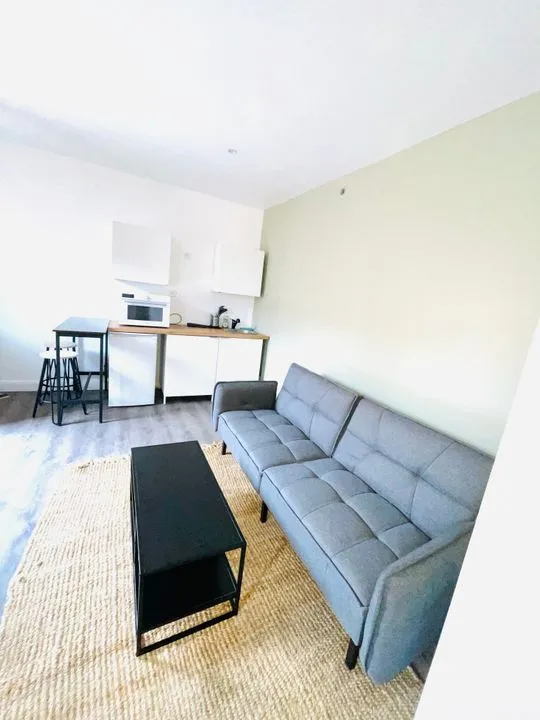 Elutuba - Student Studio with Kitchen in Saint-Étienne