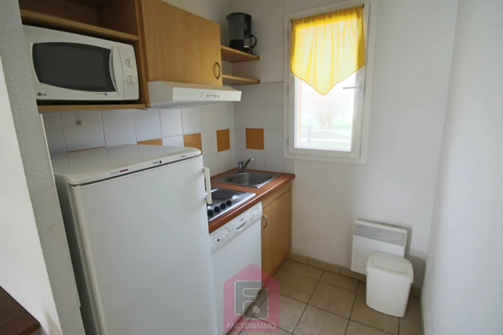 Köök - Garden-Level Apartment with Pool in Prayssac