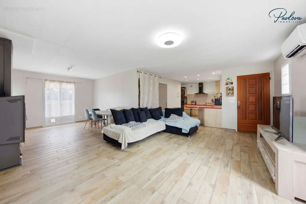 Elutuba - Detached House with Pool in Saint-André-de-Sangonis