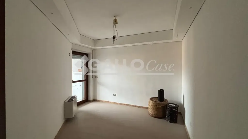 4-room apartment in IT
