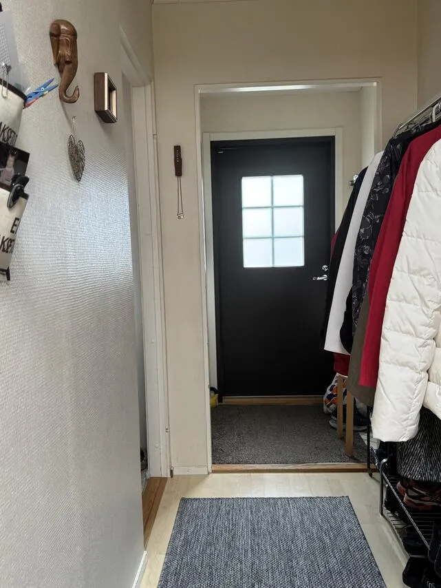 hallway_entrance