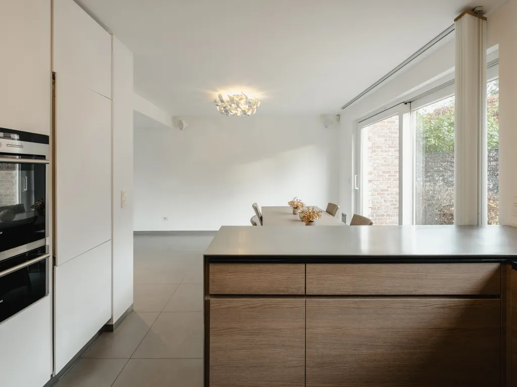 Köök - Contemporary Triplex near Château de La Hulpe