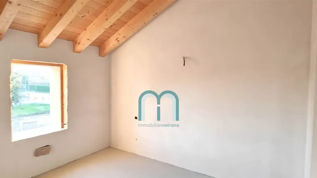 Pièces - Contemporary Apartment with Solar Panels in Salzano