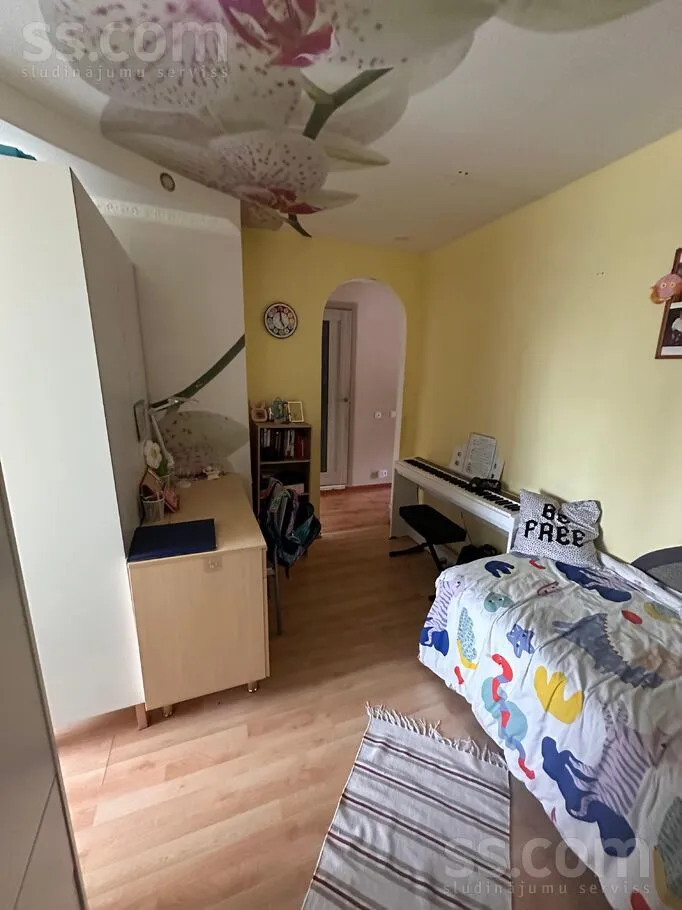 Magamistoad - 3-Bedroom Apartment with Balcony in Balvi