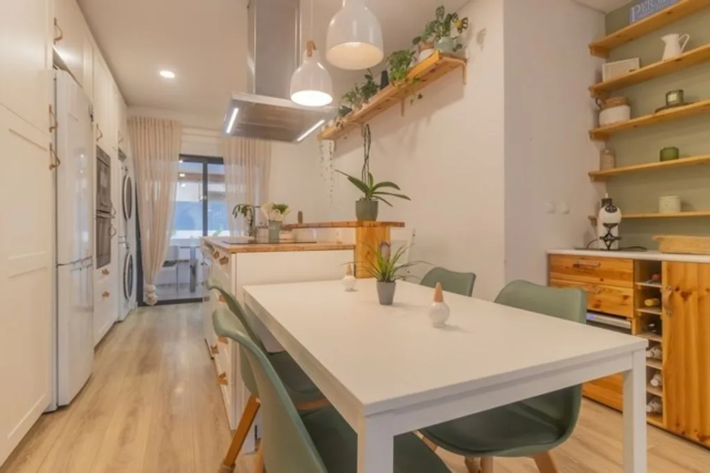 Söögituba - Fully Renovated Villa with Pool in Amora