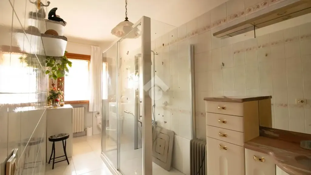 Salles de bain - Terraced Villa with Private Garden in Fermo