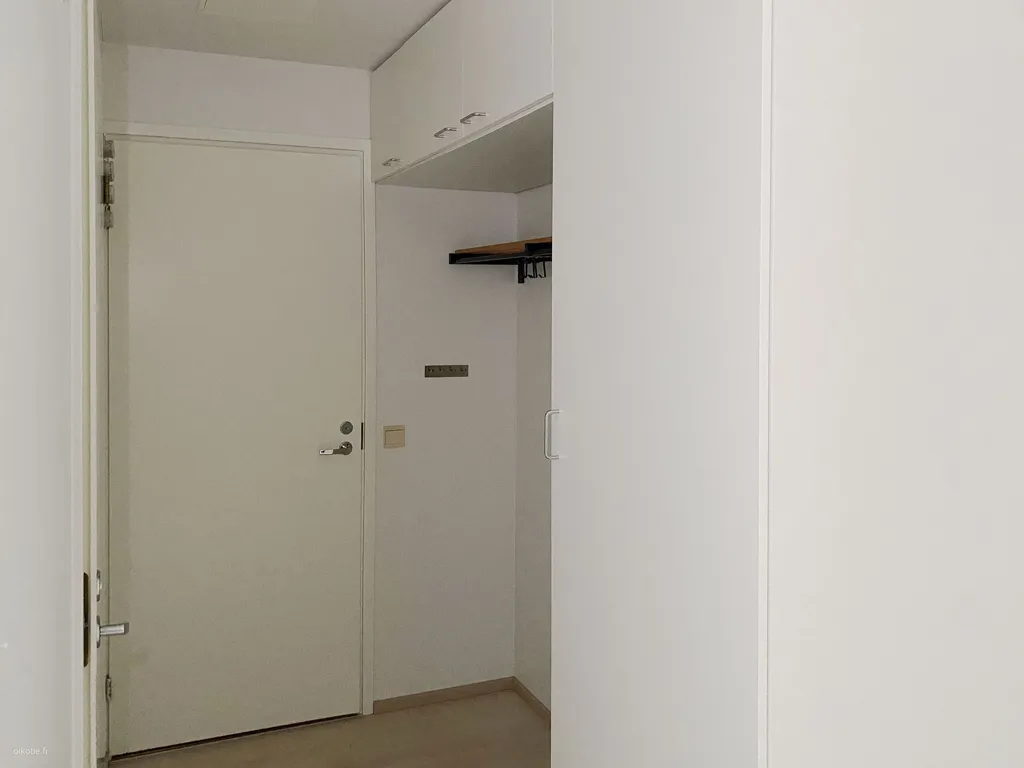 Stanze - Spacious Apartment with Balcony in Salo