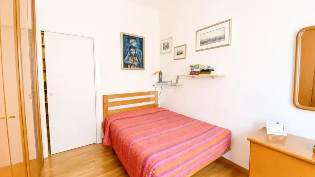 Camere da letto - Bright Triplex with Balcony in Rome
