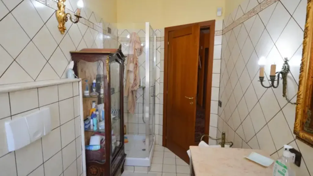 Salles de bain - Terraced Villa with Balcony in Rossano
