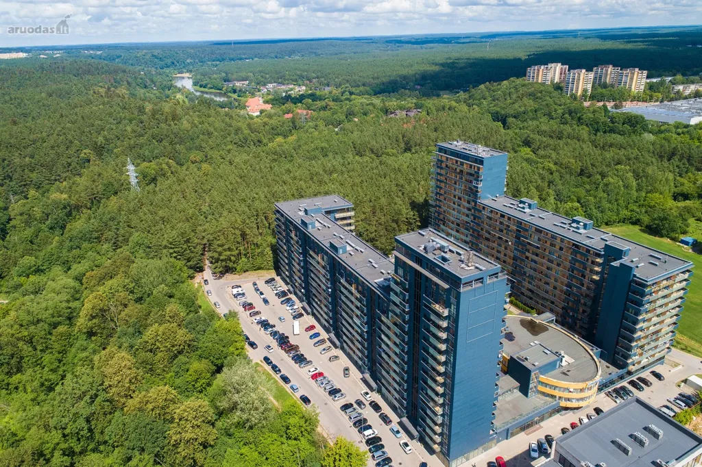 Vue aérienne - Modernised Apartment with Park View in Verkiai