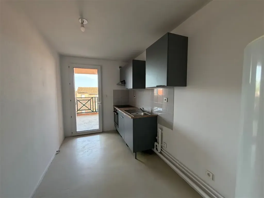 Cuisine - Appartement T2 avec Balcon à Muret