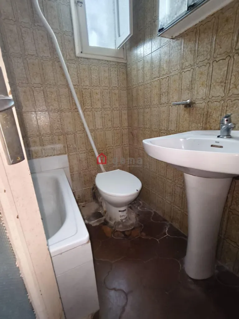 Bathrooms - Apartment with Renovation Potential in Onda