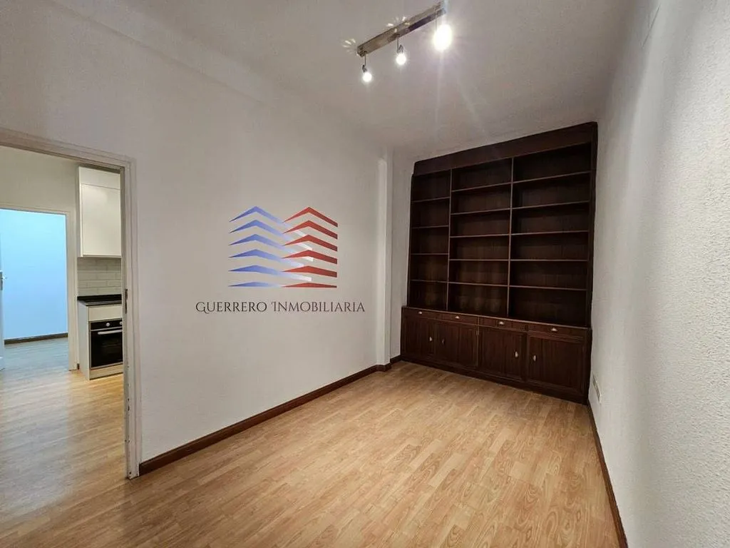 Toad - Apartment with Ascensor in Retiro, Madrid