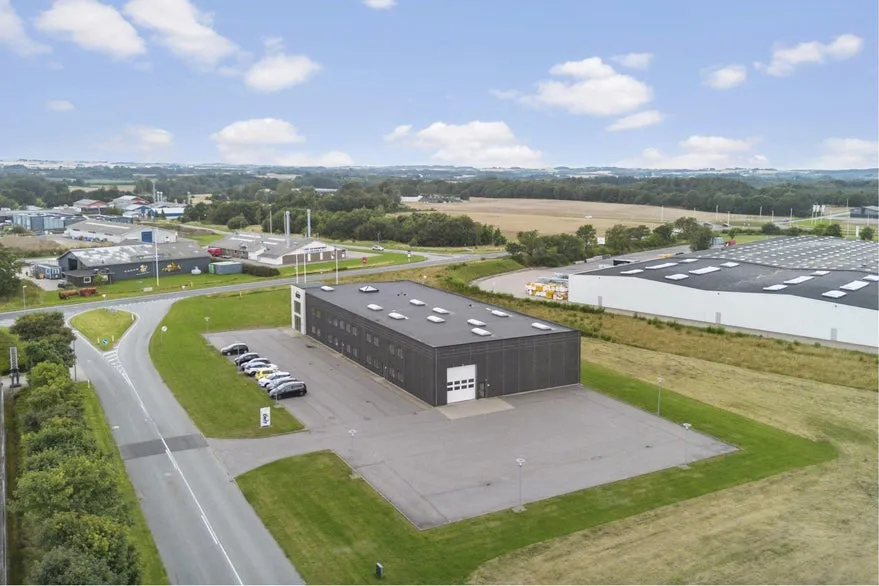 Vue aérienne - Commercial Property with High Yield in Sæby