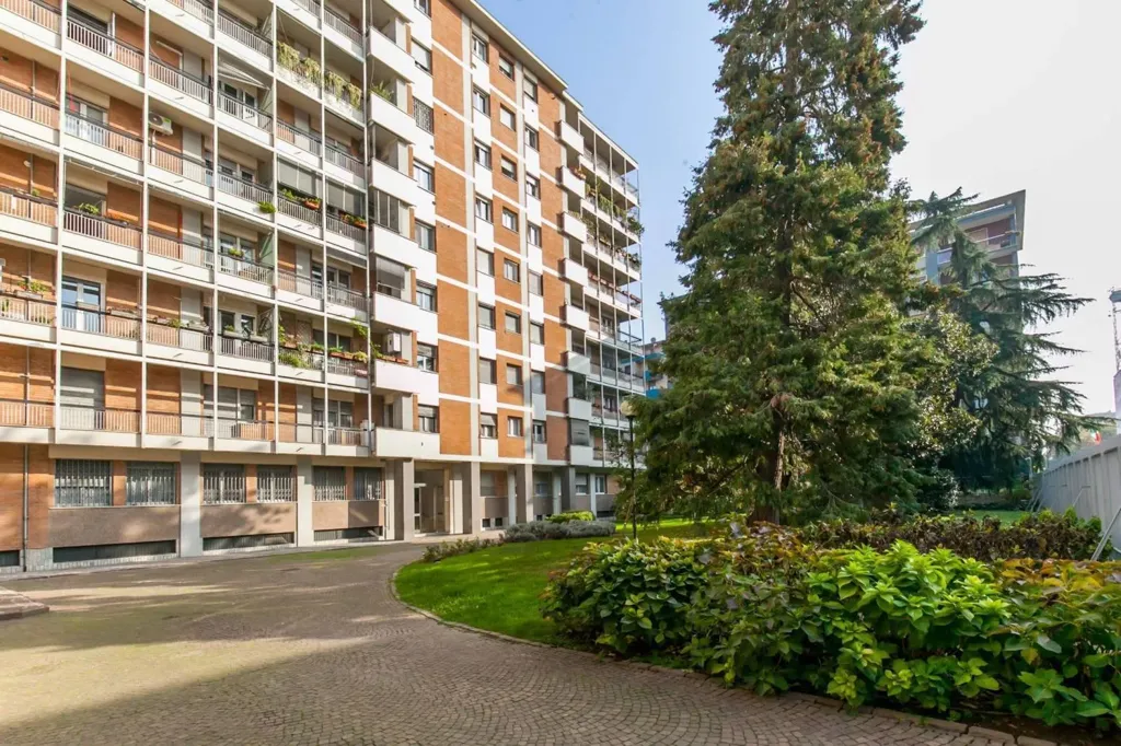 Välivaade - Luxury Apartment with Garden Views in Milan