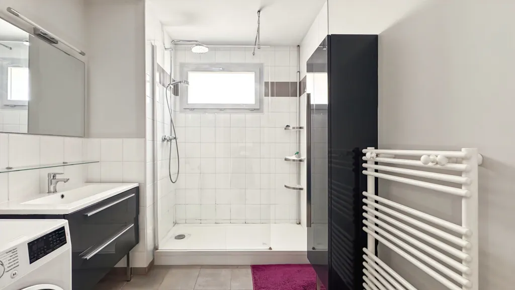 Bagni - Ground Floor Flat with Private Garden in Coquelles
