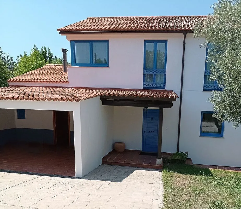 Esterno - Chalet with Golf Course Views near Perbes