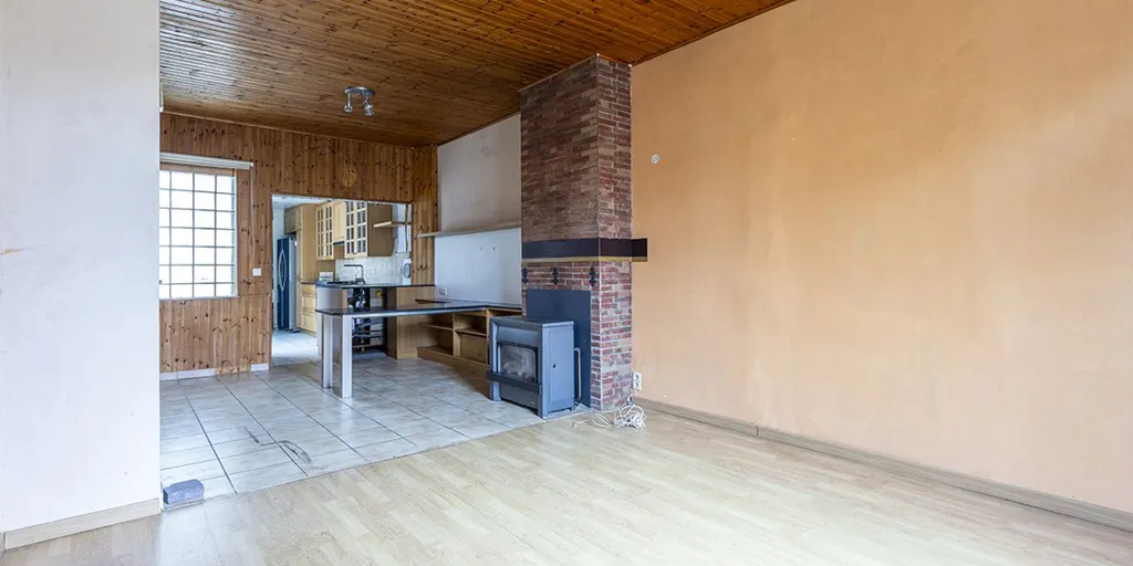 Elutuba - Renovatable Terraced House with Garden in Mortsel