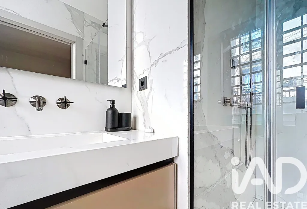Vannitoad - Renovated Flat with Lift in Barcelona Centre