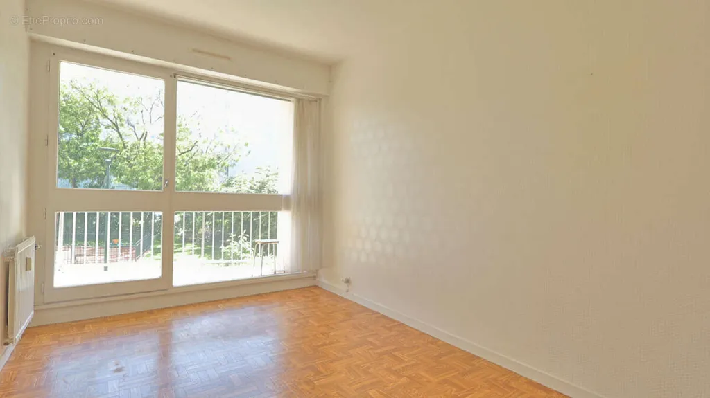 Stanze - Apartment with South Terrace in Rennes