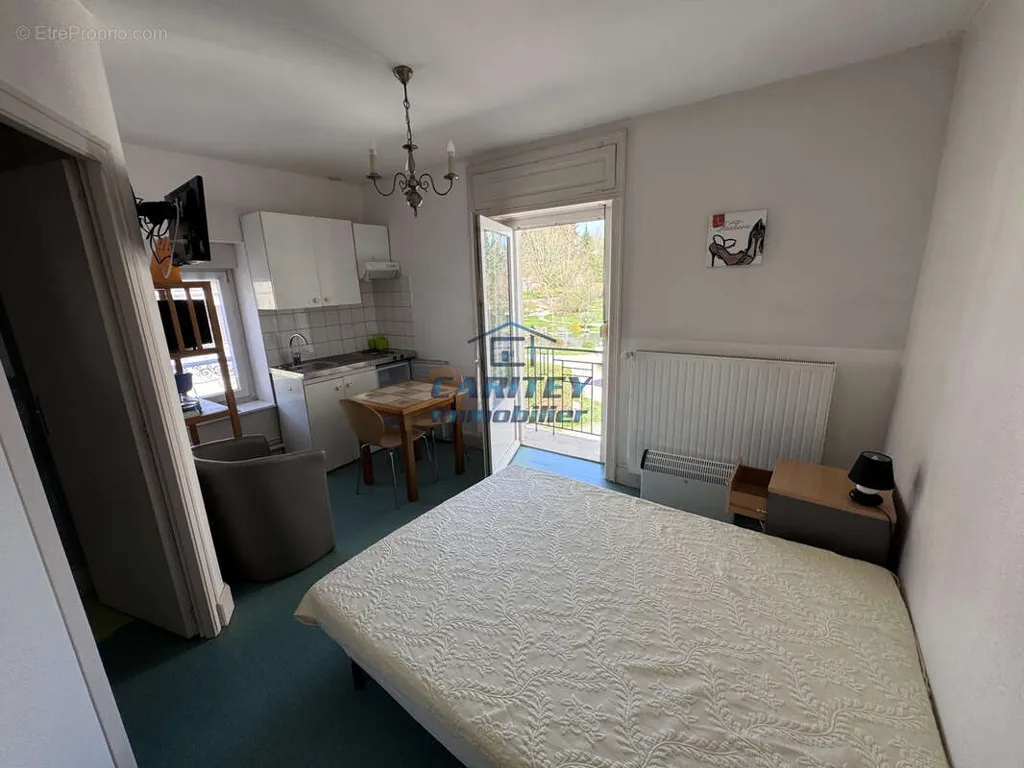 30-toaline korter asukohas Bains-Les-Bains