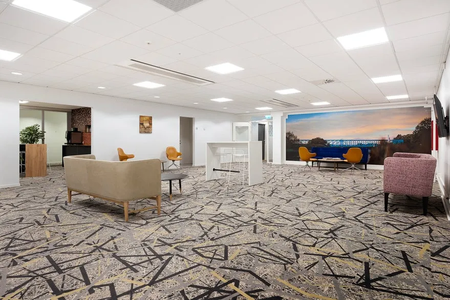 Esik - Office Space in Shared Building, Randers