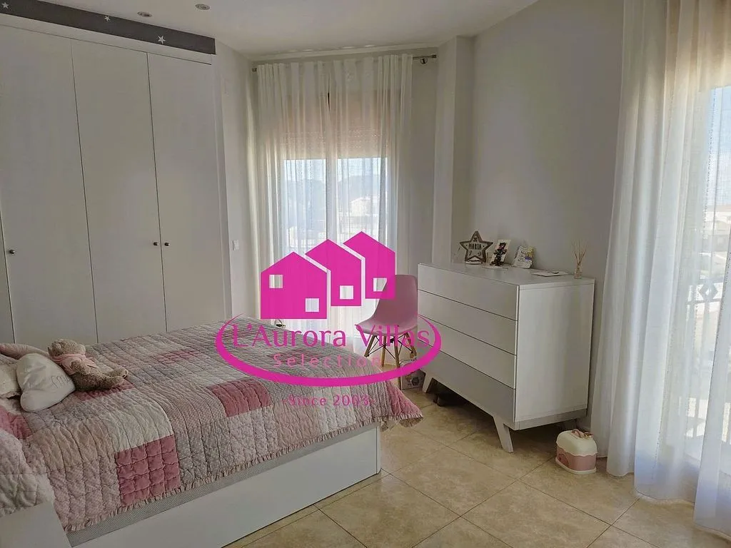 Magamistoad - Duplex Apartment with Terrace in Pedreguer