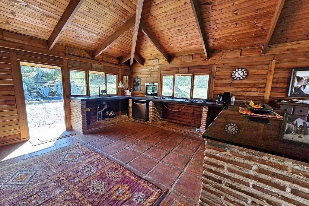 Kitchen - Rustic Cottage with Pool in Coín
