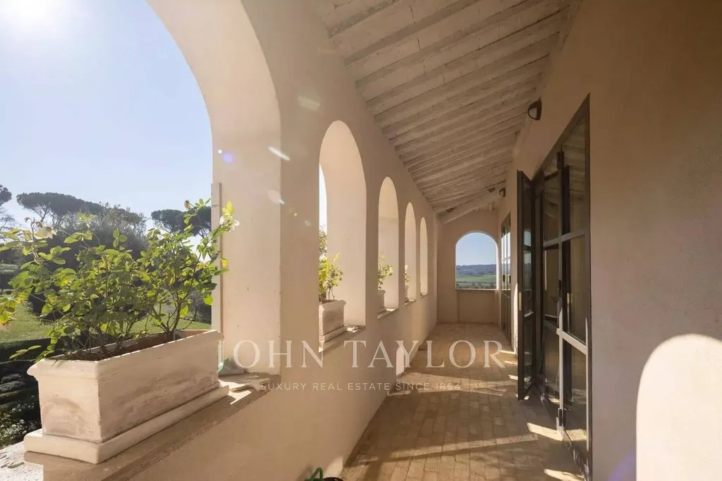 Terrasse - Restored 1800s Villa with Pool in Siena