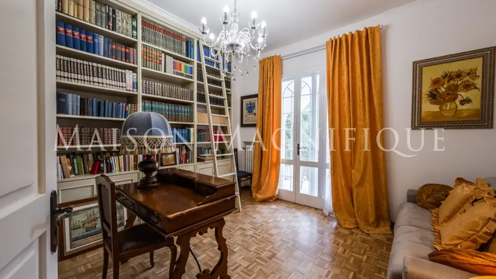 Kabinet - Rustic Villa with Garden in Ferrara