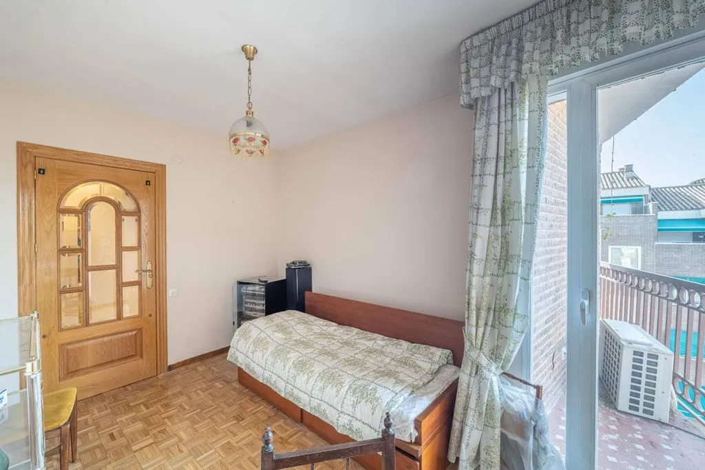 Magamistoad - Luxury Flat with Balcony in Gran Capitán, Granada
