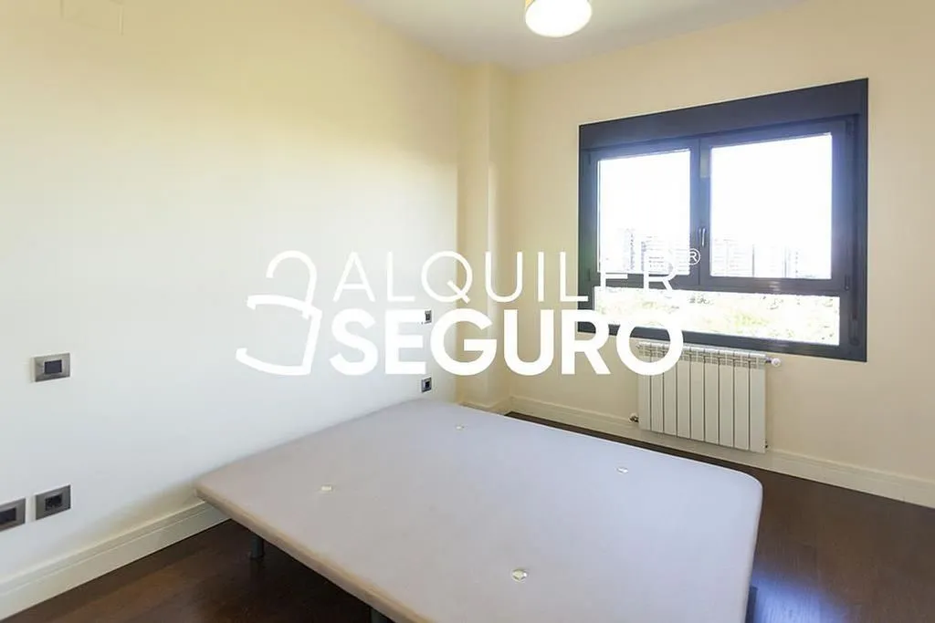 Magamistoad - Apartment with Pool and Terrace in Valdebebas
