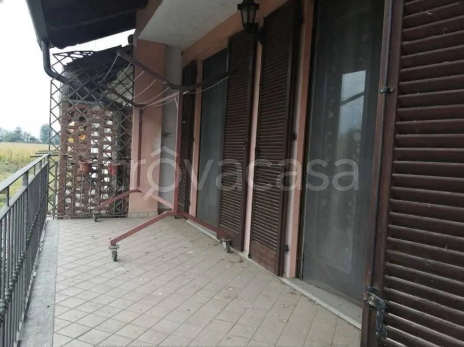 Rõdu - Terraced Villa with Garden in Virle Piemonte
