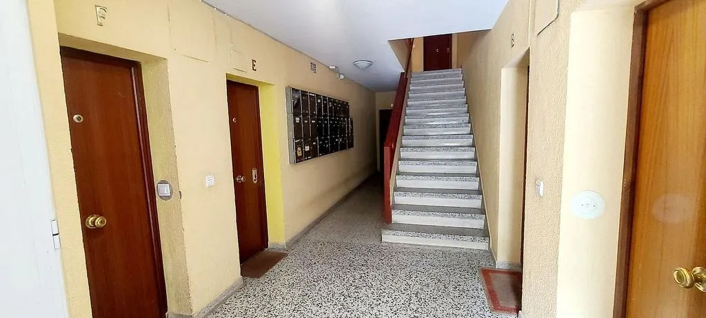 Esik - T2 Flat with Terrace in Moratalaz
