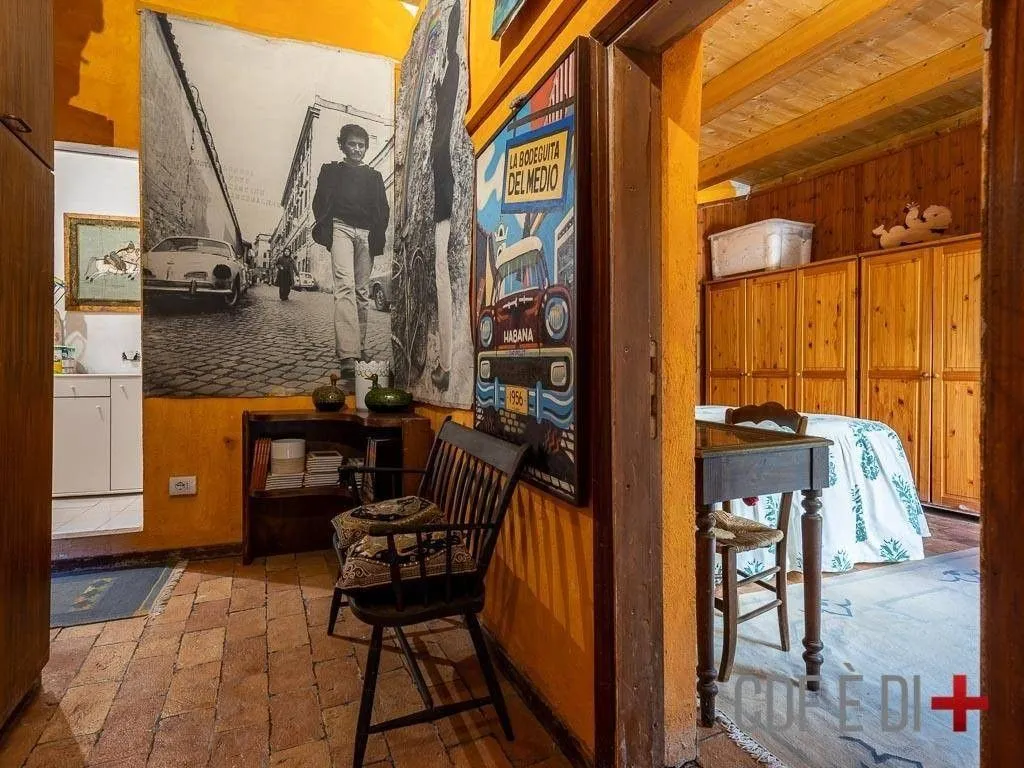Esik - Country House with Orvieto Cliff View