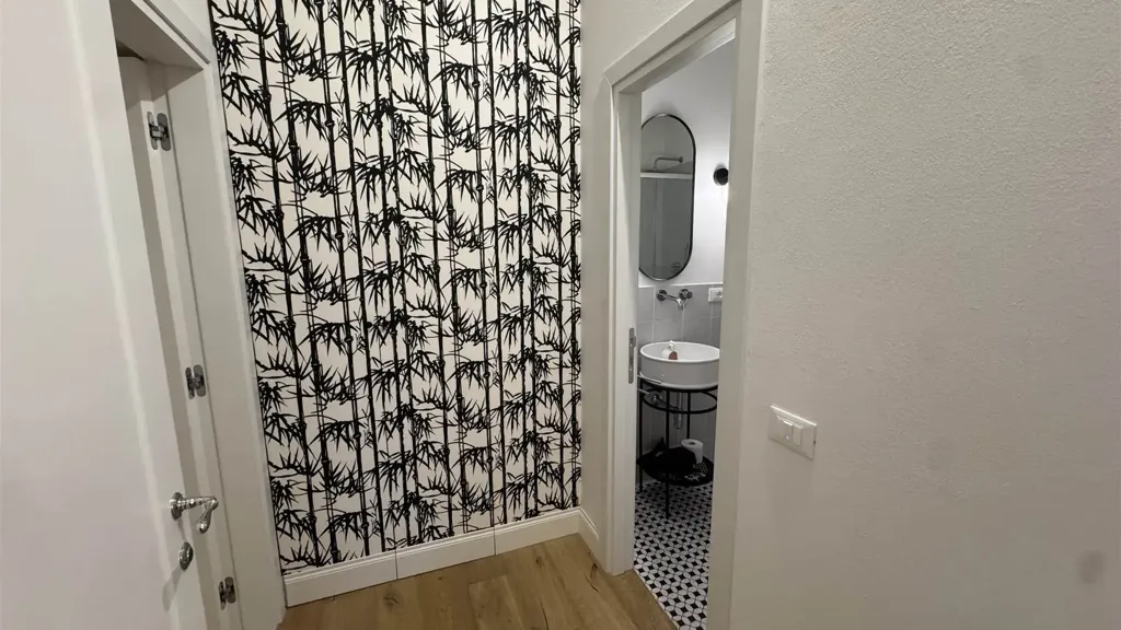 Entrée - Refurbished Flat with Bus Stop in Florence