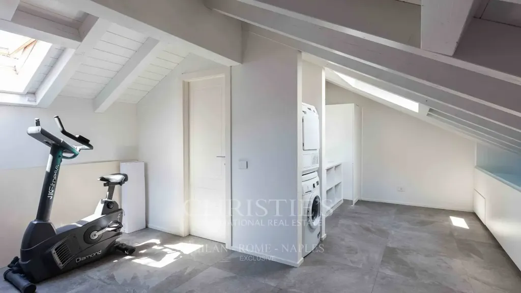 Pièces - Semi-Independent Villa with Garden in Montevecchia
