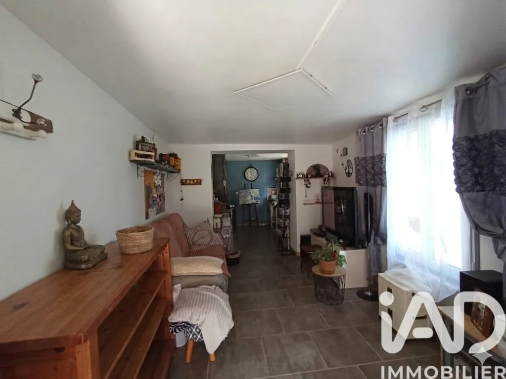 Séjour - Mas Rénové avec Appartement à Travaillan