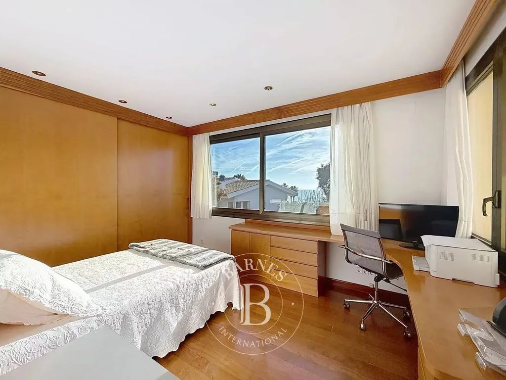 Magamistoad - Luxury Villa with Pool in El Masnou