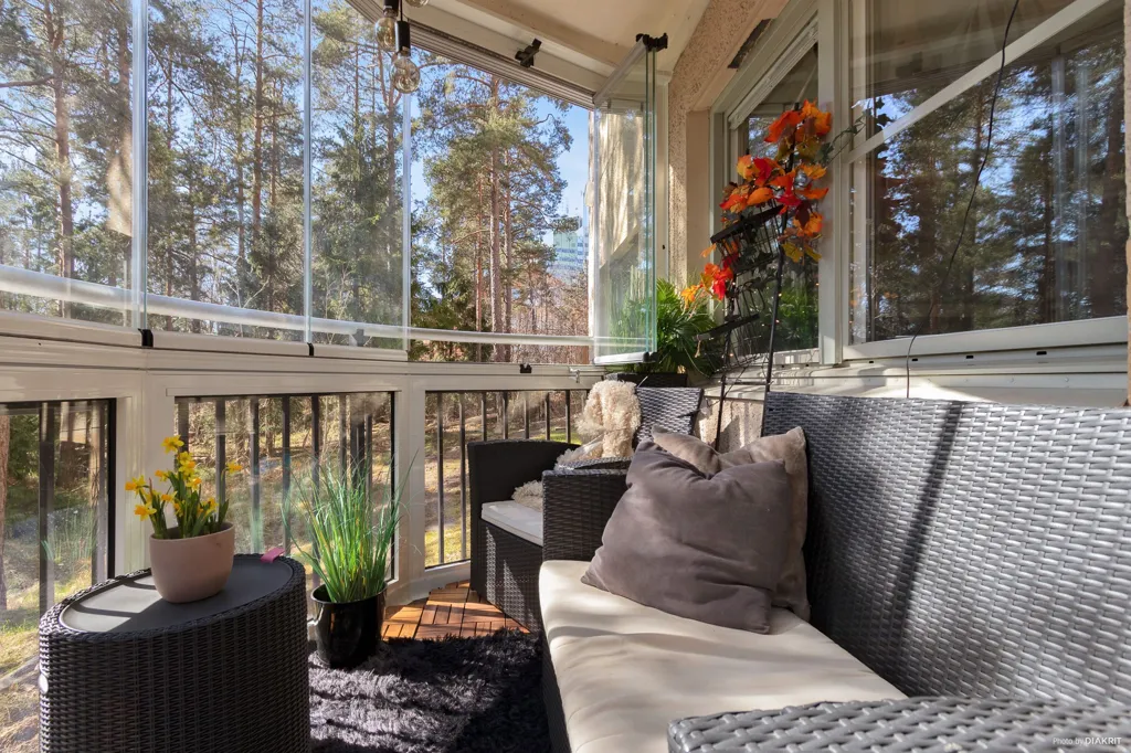 Terrass - Modern Flat with Balcony in Nacka