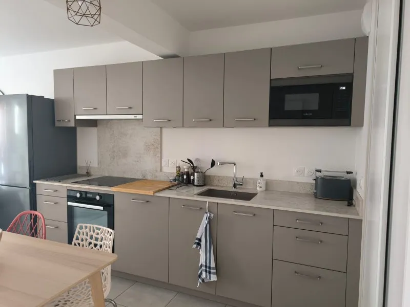 Cucina - Meubled Flat with Terrace in Anglet