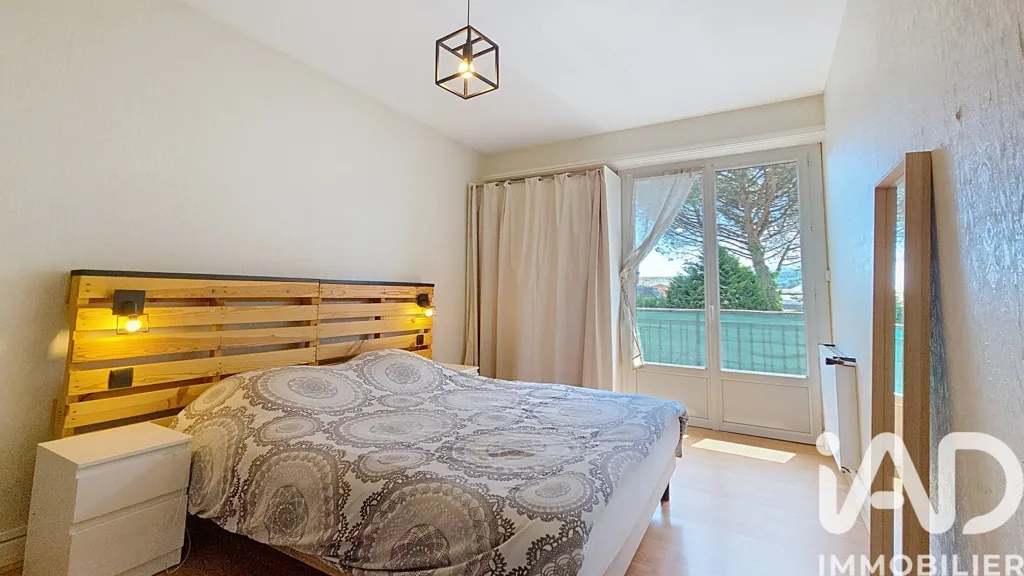 Camere da letto - Loft-Style Apartment with Balcony in Lourdes