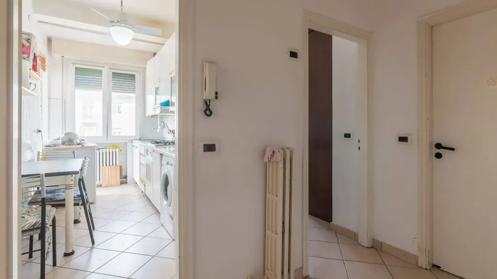Kabinet - Triplex with Balcony in Cattolica