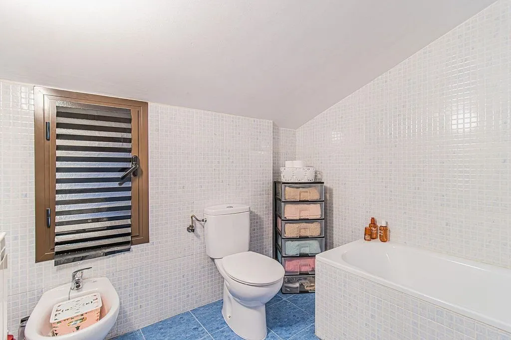 Salles de bain - Duplex with Terrace in San Mateo de Gállego