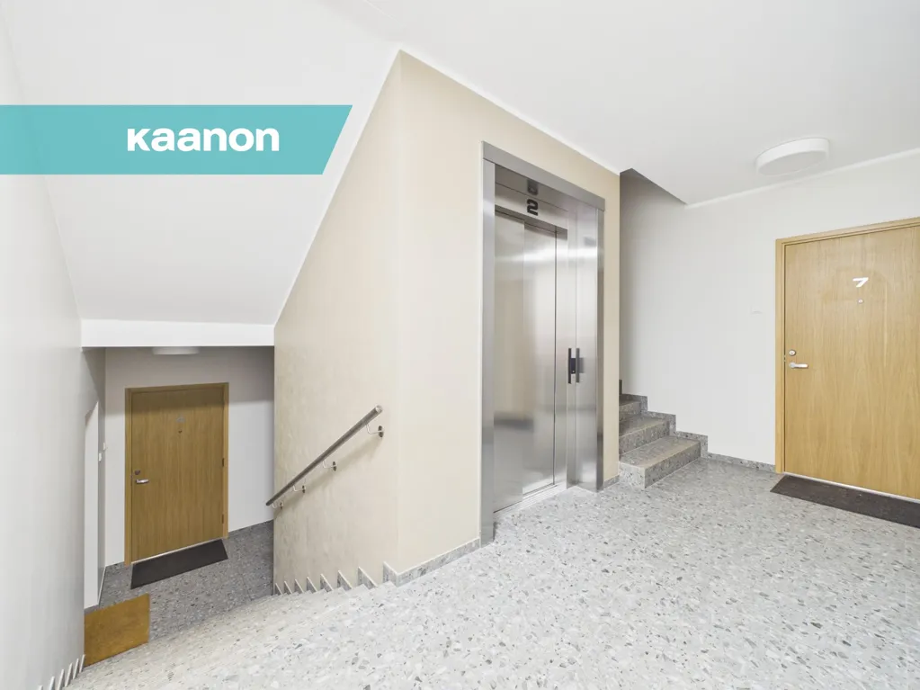 hallway_entrance