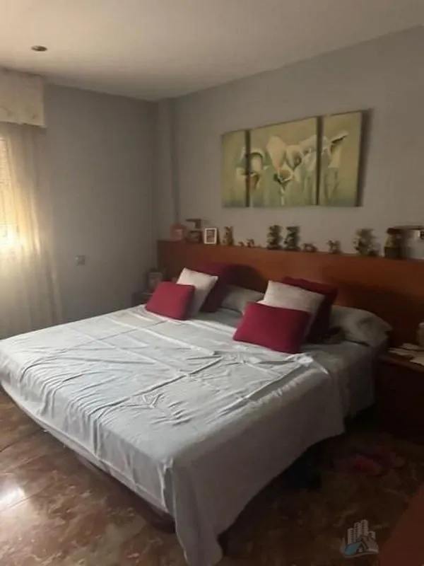 Magamistoad - Semi-detached House with Garage in Terrassa