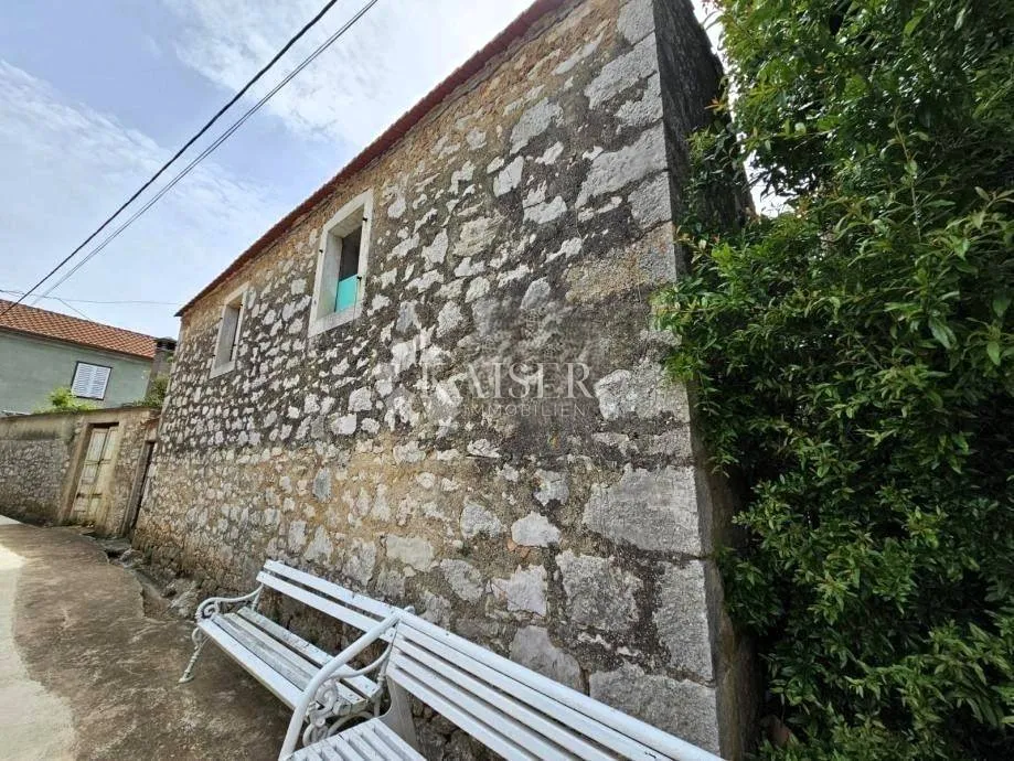Jardin - Stone House for Renovation in Lukoran, Ugljan
