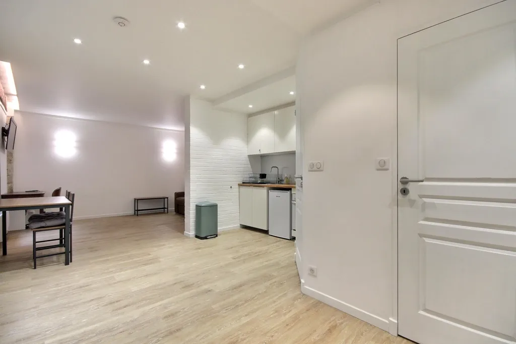 Köök - Studio with Metro Access in Paris