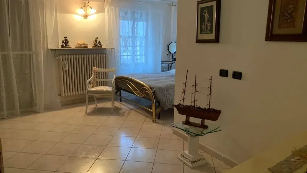 Bedrooms - Villa with Garden near Vigevano