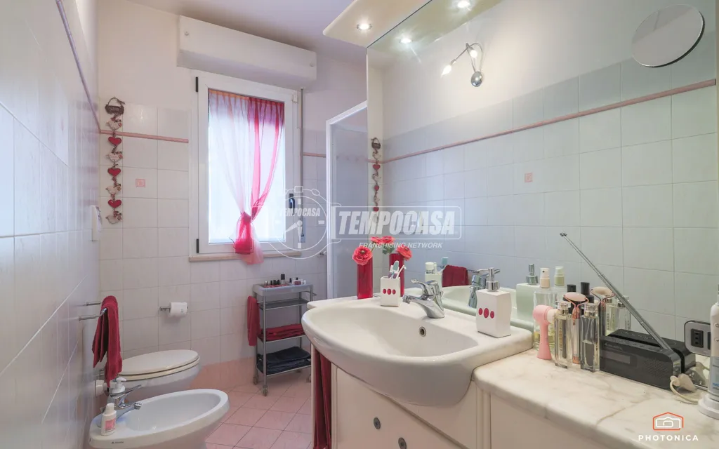 Bagni - Triplex with Balconies near Rimini Beach